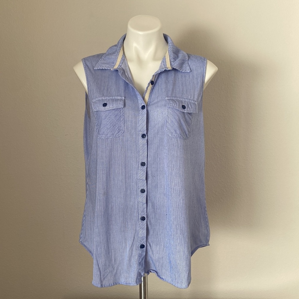 Love Potion Blue Stripes Sleeveless Botton-up Top Size L